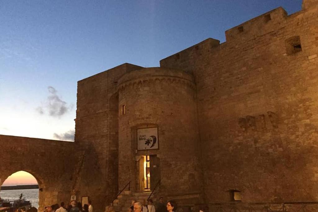 Historic Apartment In Centre Of City 100M To Sea Monopoli Exteriér fotografie